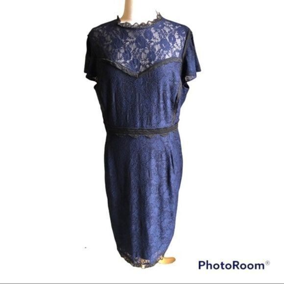 Torrid navy with black trim lace sweetheart keyhole back shift dress 20 - Picture 4 of 11